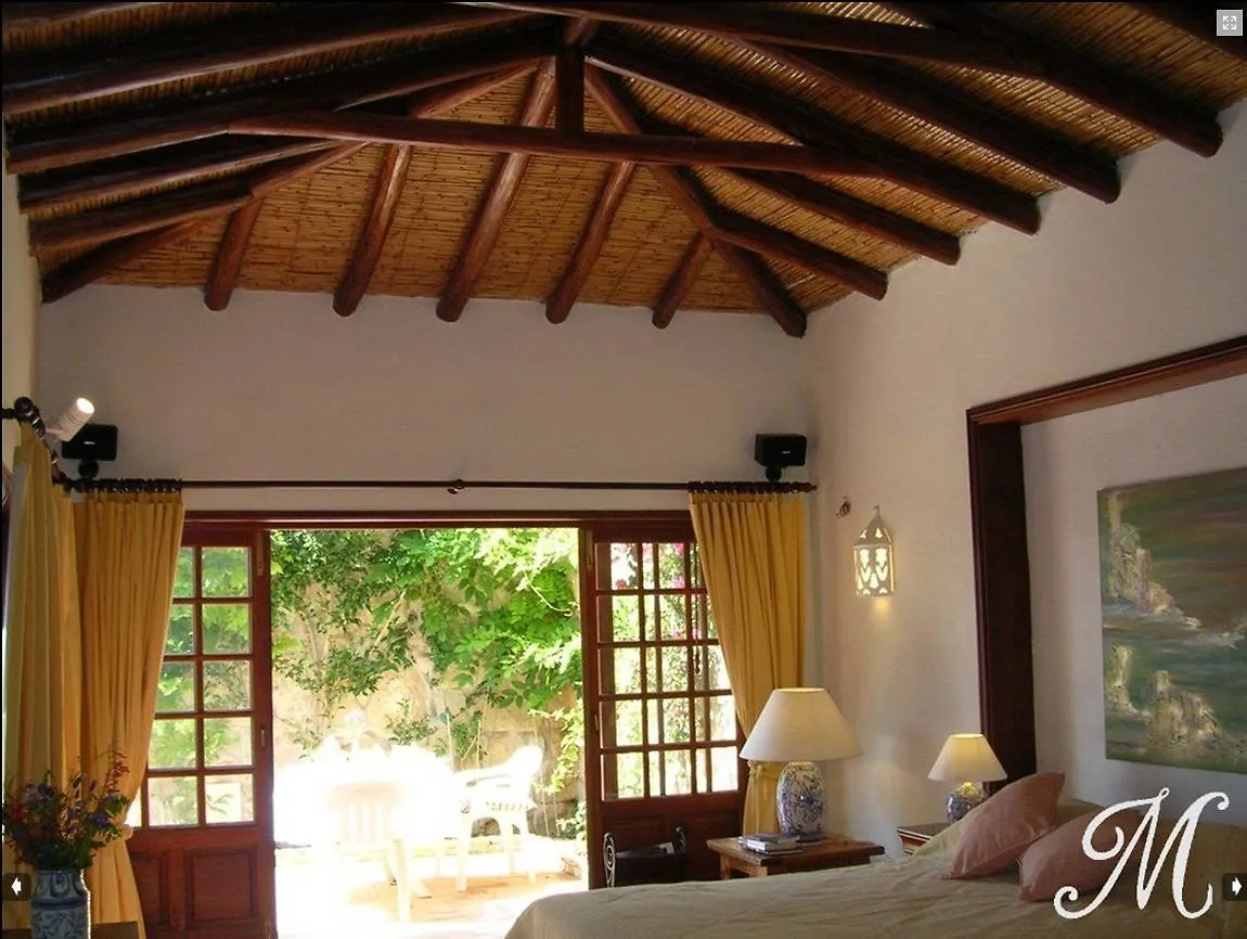 Villa Monte Do Casal Эштой Мини-отель